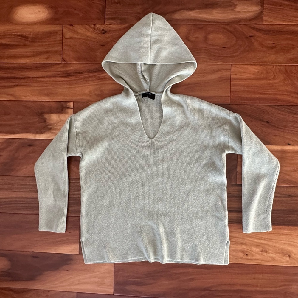 Tahari Light Green V-Neck Hooded Sweater size XS
